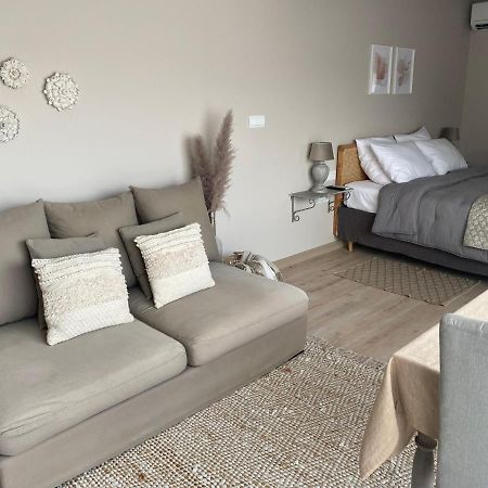 Bed and Breakfast La Petite Campagne Mane  Zewnętrze zdjęcie